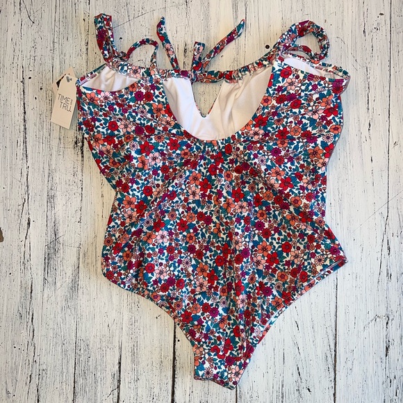 New with tags Time and Tru floral one-piece swimsuit in size XL (16–18). - Picture 8 of 8